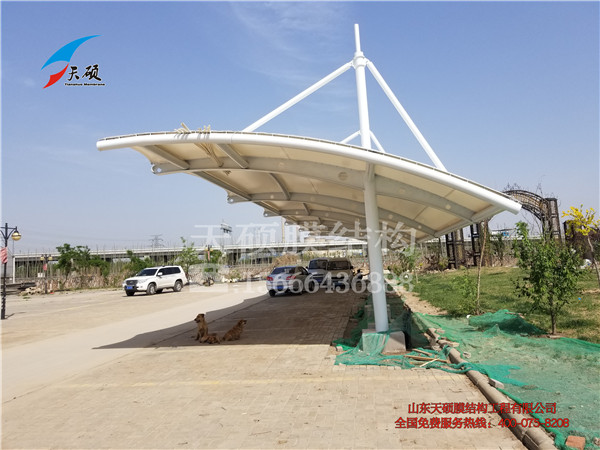膜結(jié)構(gòu)停車棚造價(jià)多少？
